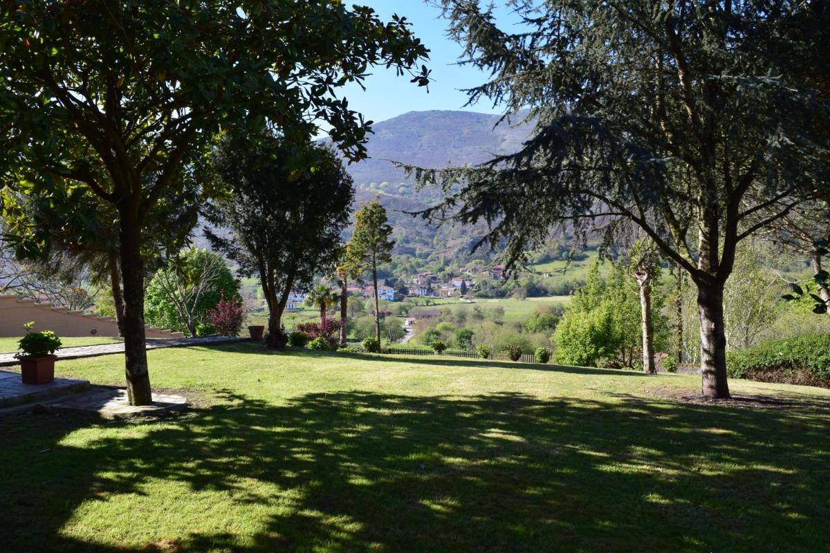 Hotel Rural El Otero - Housity