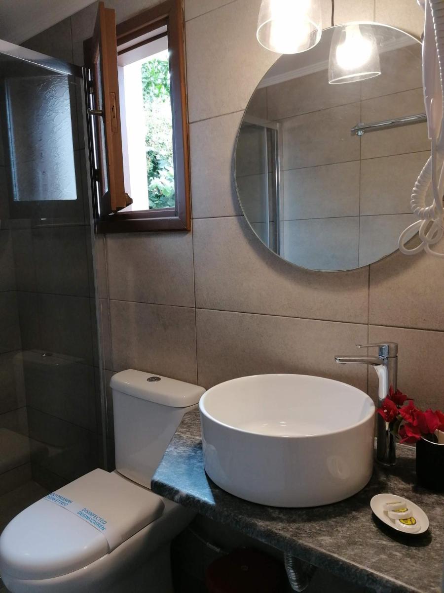 Castro Rooms Chios - Housity