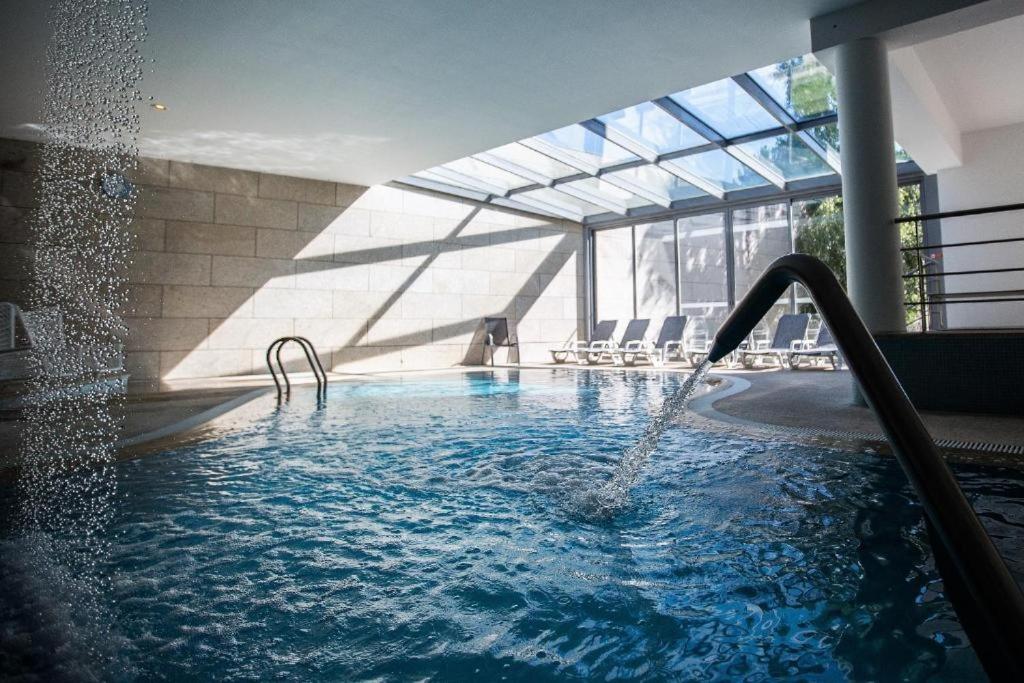Monte Prado Hotel & Spa piscina interior e spa privativo em Melgaço