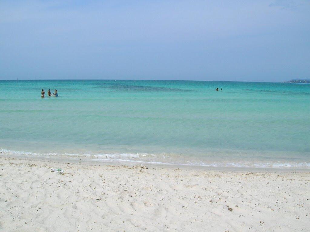 Sole...Mare...e...Spiaggie Bianche! - Housity