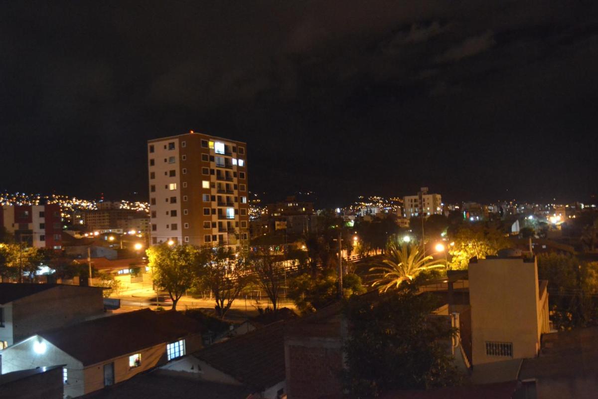 NUEVO,ELEGANTE,COMODO Y BIEN UBICADO DPTO EN CBBA - Housity