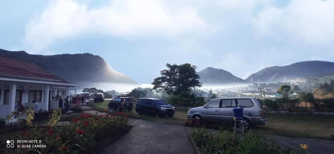 Rinjani Hill Hotel - Housity