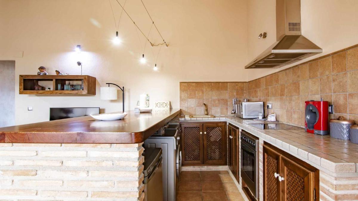 Atico con vistas en Albentosa “La Torre” - Housity