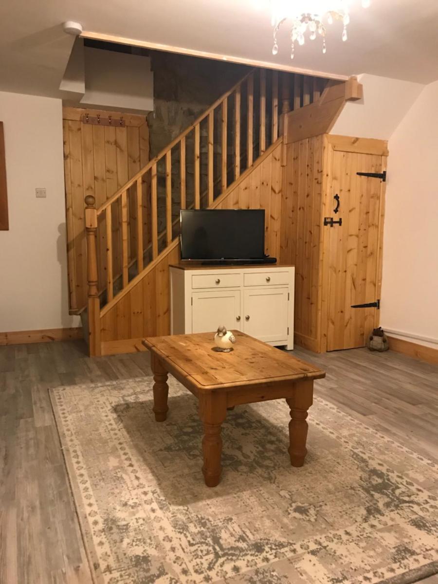 The Piglet At Oakenclough Farm - Housity
