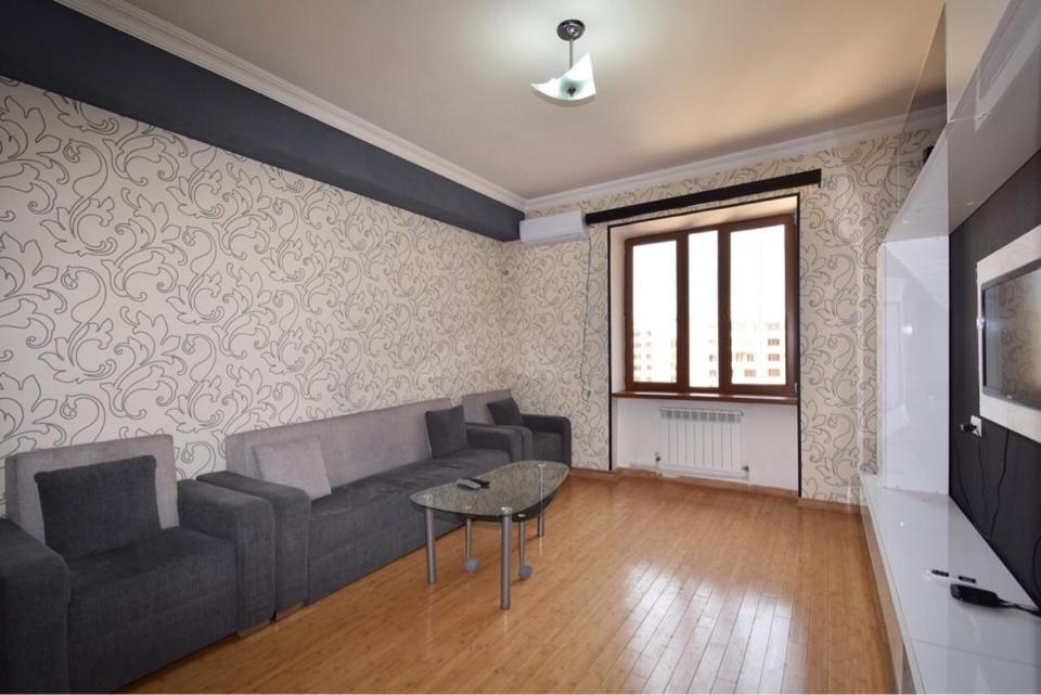 Argishti Street, 1 bedroom Modern apartment GL131 - Housity