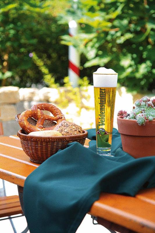Hotel Landgasthof Wallburg - Housity