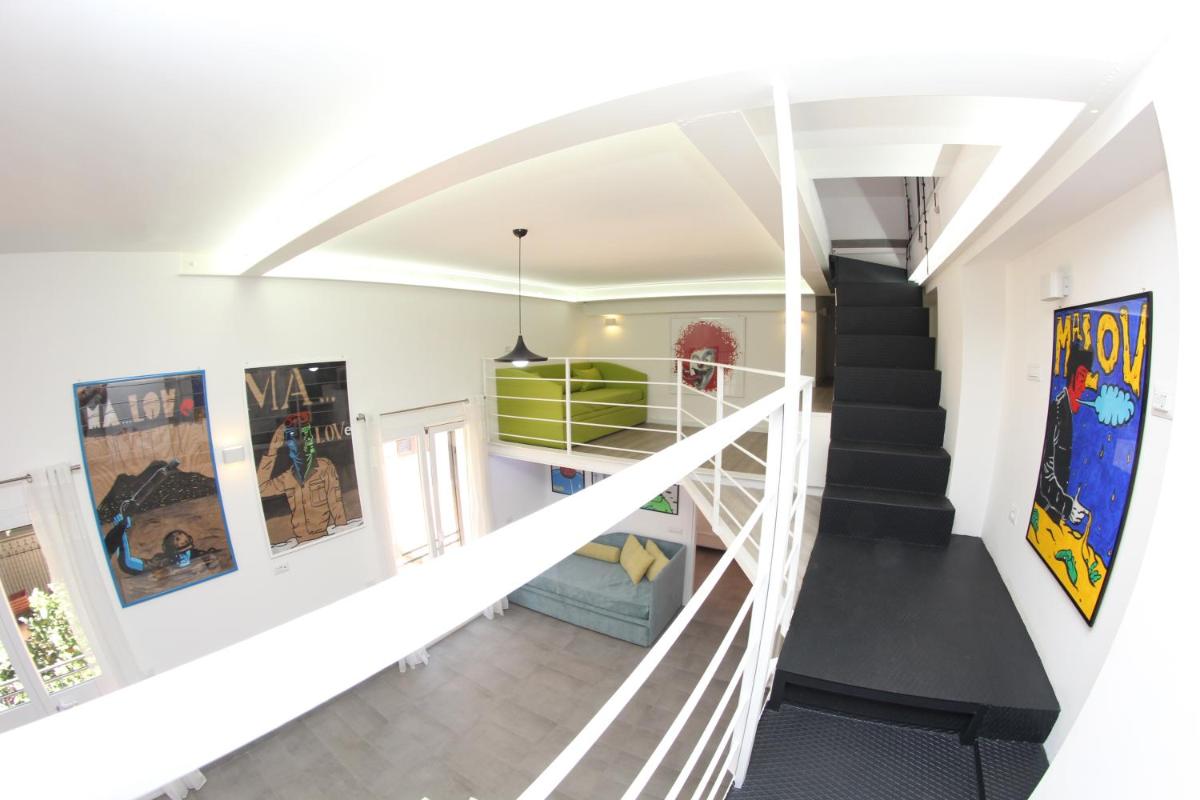 Capodimonte Hill by Mondo Suites - Housity