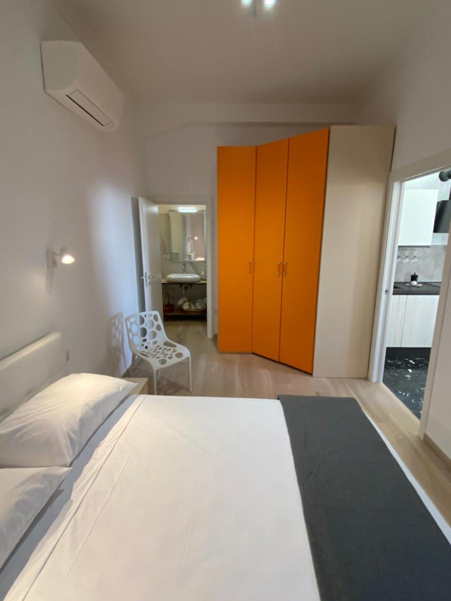 Casa vacanza Marily in centro, a 5 minuti dal mare - Housity