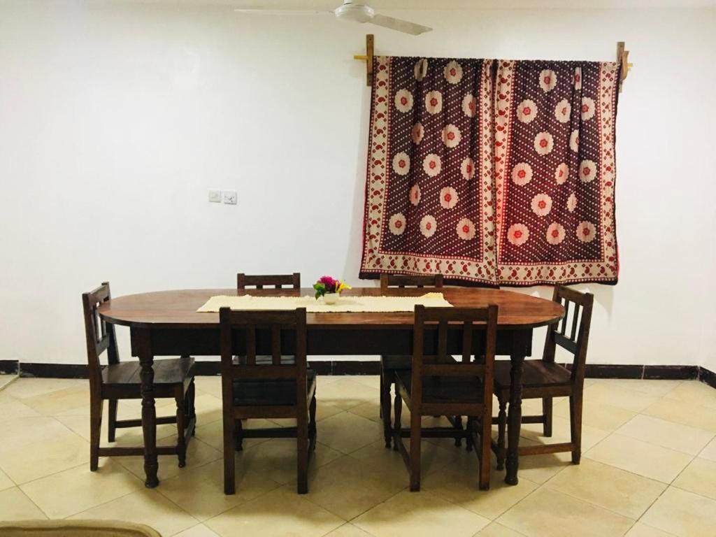 Wimbi Cottage - Housity
