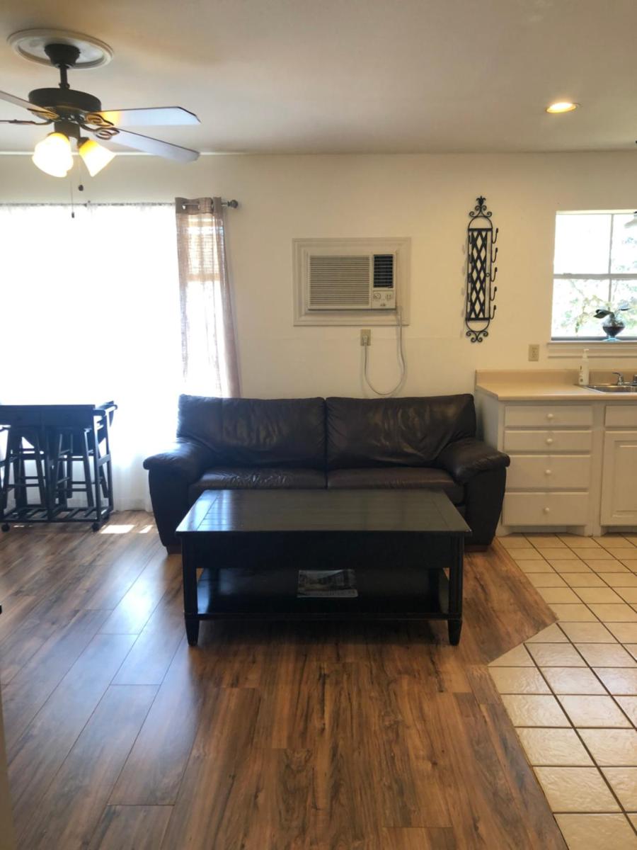 Perfect Country-Side Get-Away - Housity