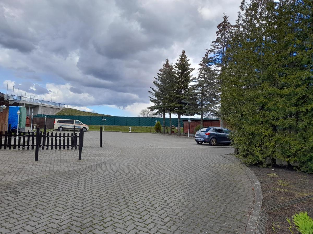 Hotel Am Stadtwall - Housity