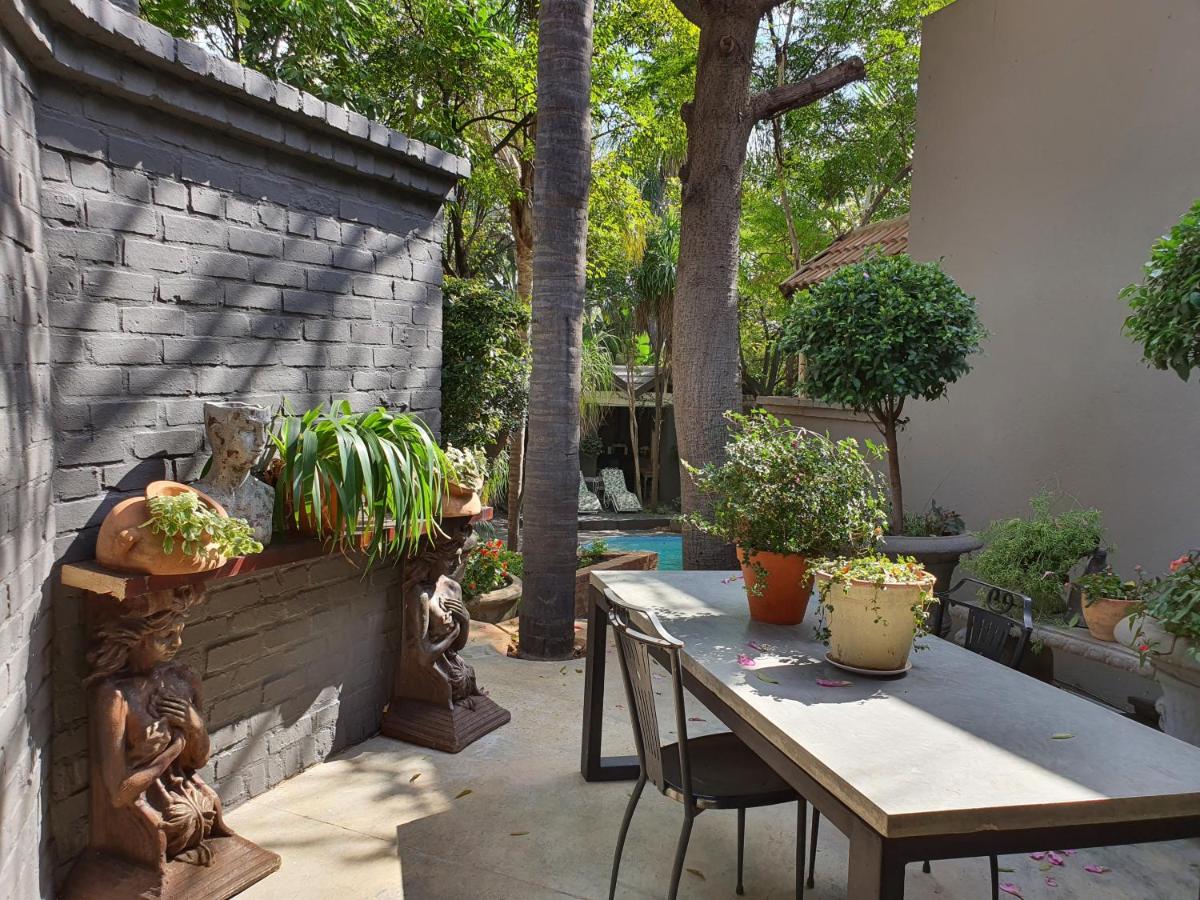 Waterhouse Guest Lodge - Indus Street - Housity