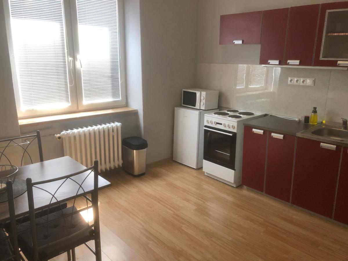 Apartman BEA, SNP 12 Veľký Krtíš - Housity