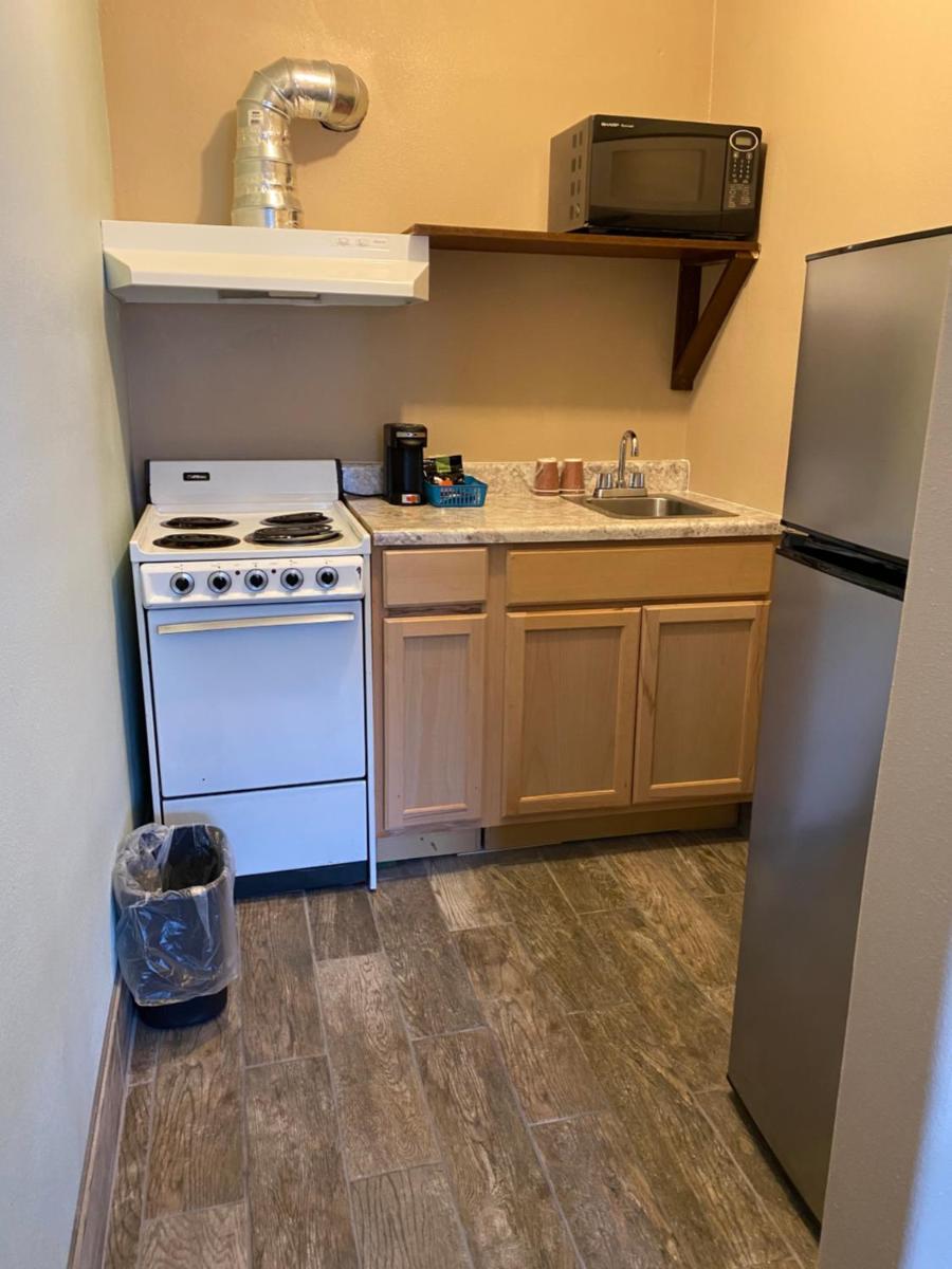 Value Inn Motel EUGENE AIRPORT - Housity