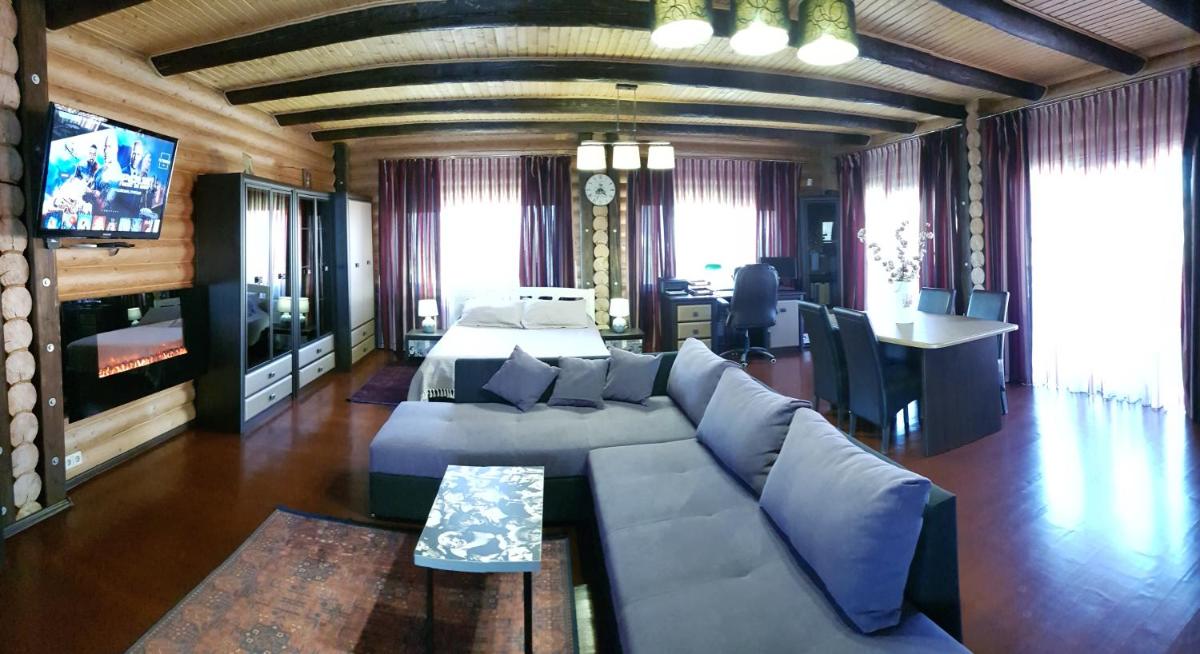 Luxury Villa with pool and sauna - Housity