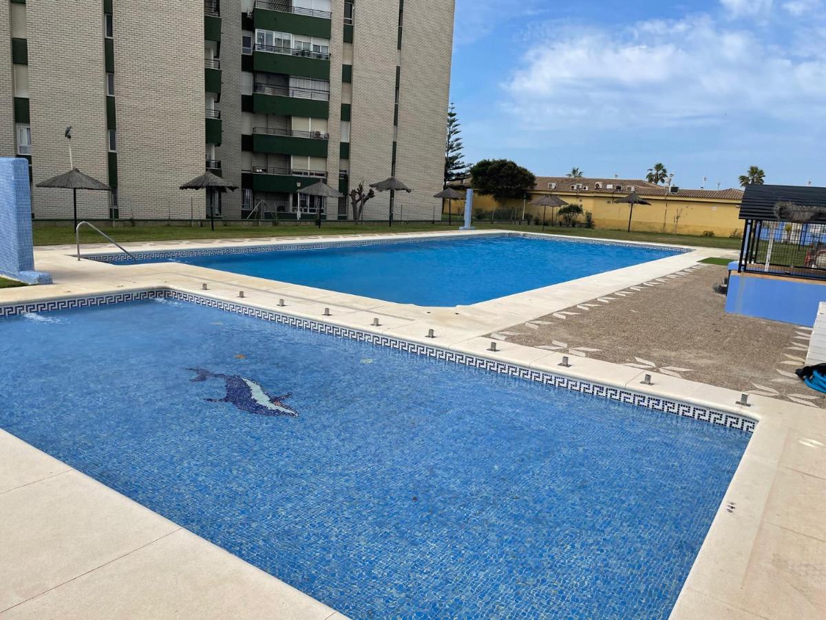 Suitetrails - Azvalia - Valparaíso beach apartment - Piscina y parking gratis