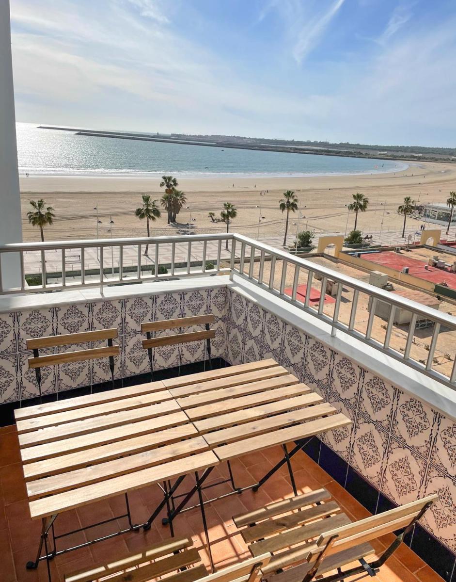 Suitetrails - Azvalia - Valparaíso beach apartment - Piscina y parking gratis