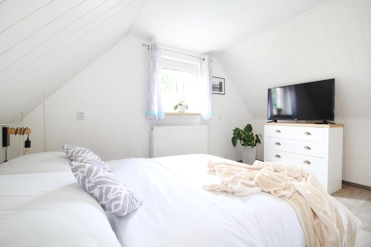 Pension Adel - Housity