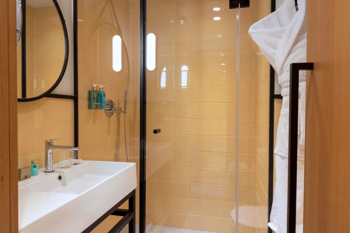 Salle de bains dans l'établissement Hotel Le 37 Bis