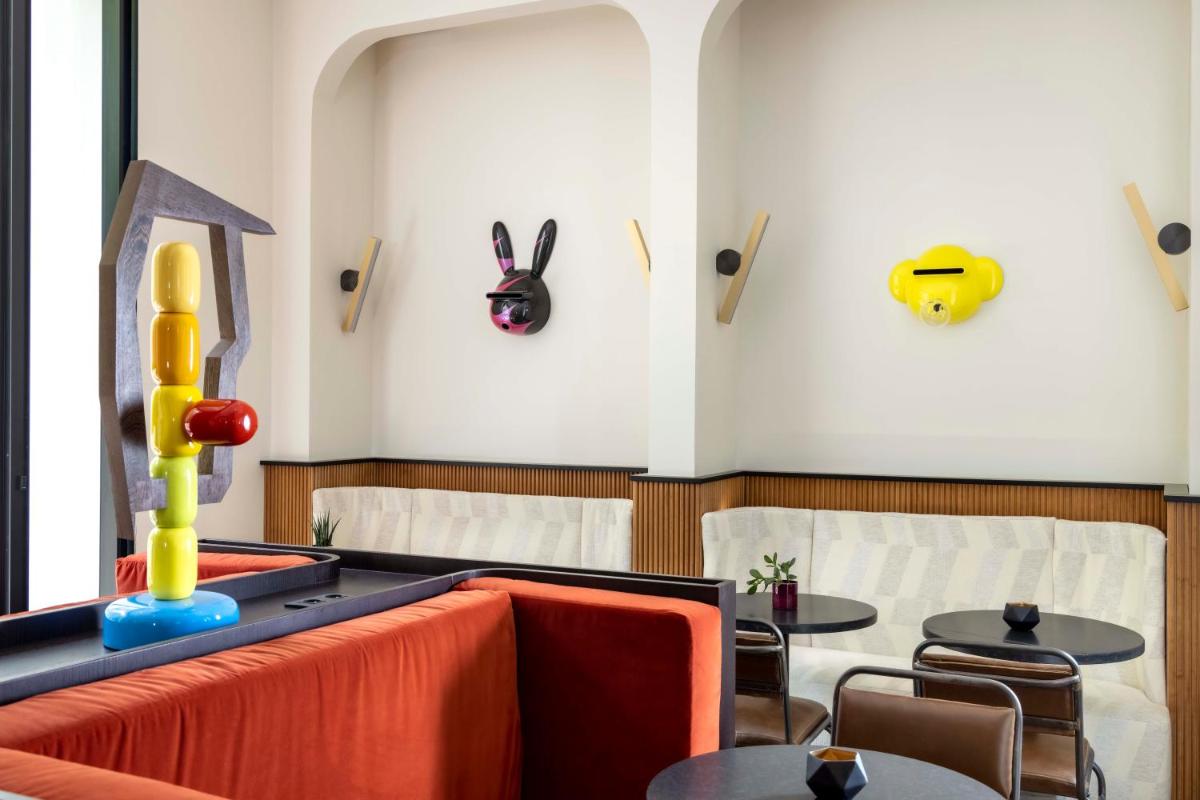 Coin salon dans l'établissement Hotel Le 37 Bis