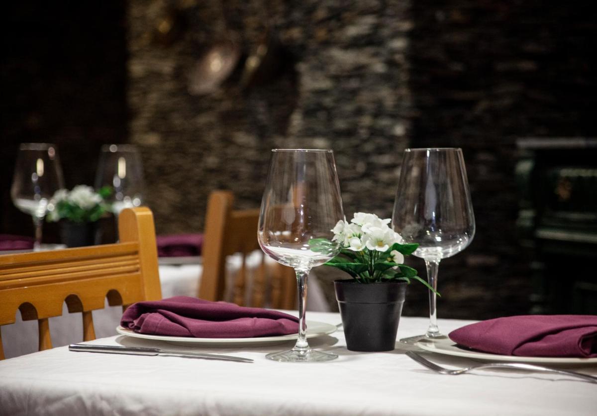 Hotel Vallibierna - Housity