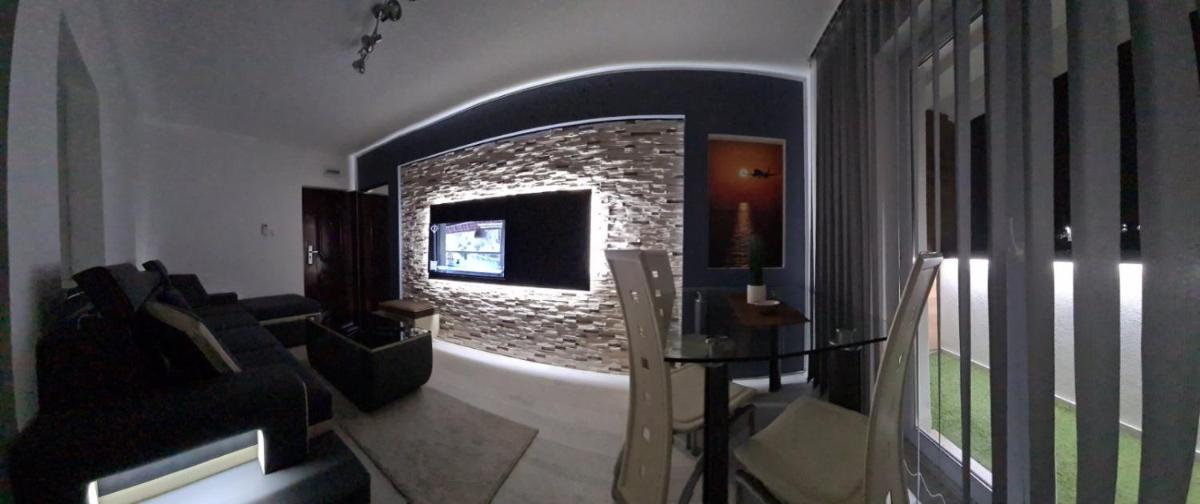 Raven Apartment - Housity