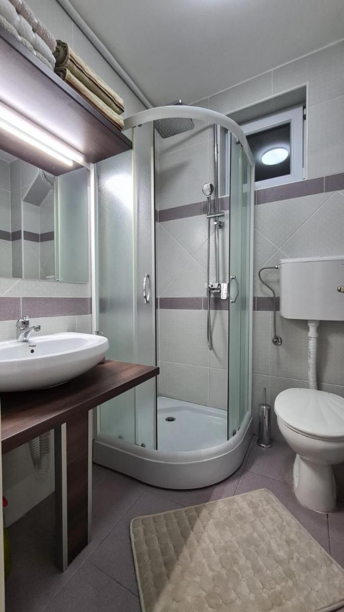 Raven Apartment - Housity