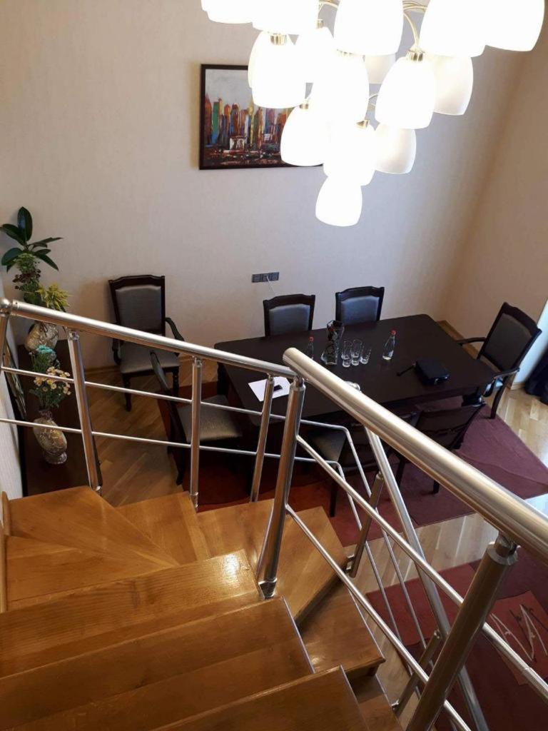 Nizami View Apartment - Housity
