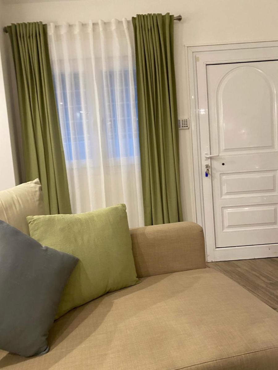 Suitetrails - Seaside comfy apartment/ Palaio Faliro
