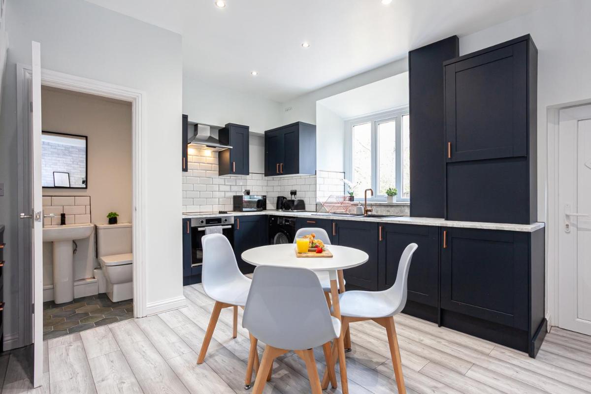 Hacken Lodge - Housity