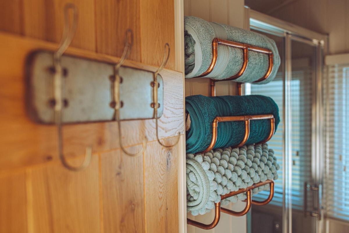 Shabby Shepherds - Housity