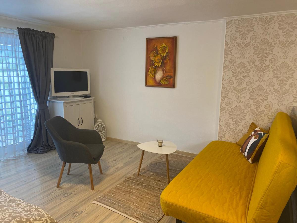 Apartmán Práče - Housity