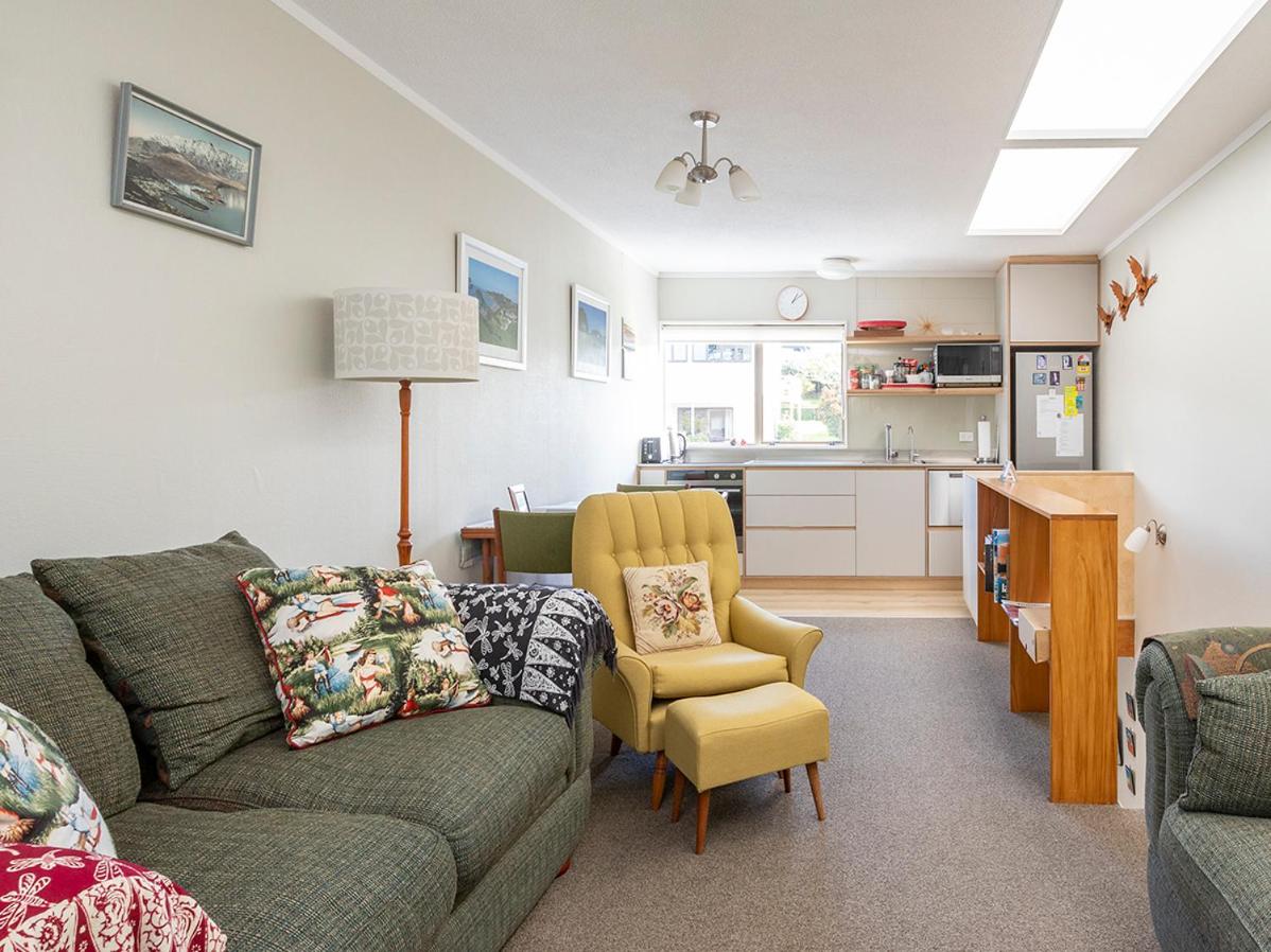 Beachside at Snells - Snells Beach Apartment - Housity