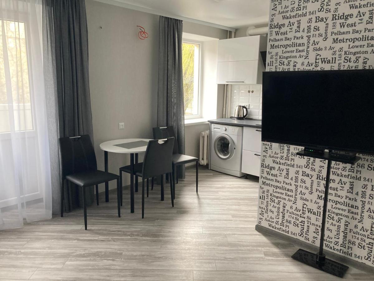 White&Grey apartment - Housity