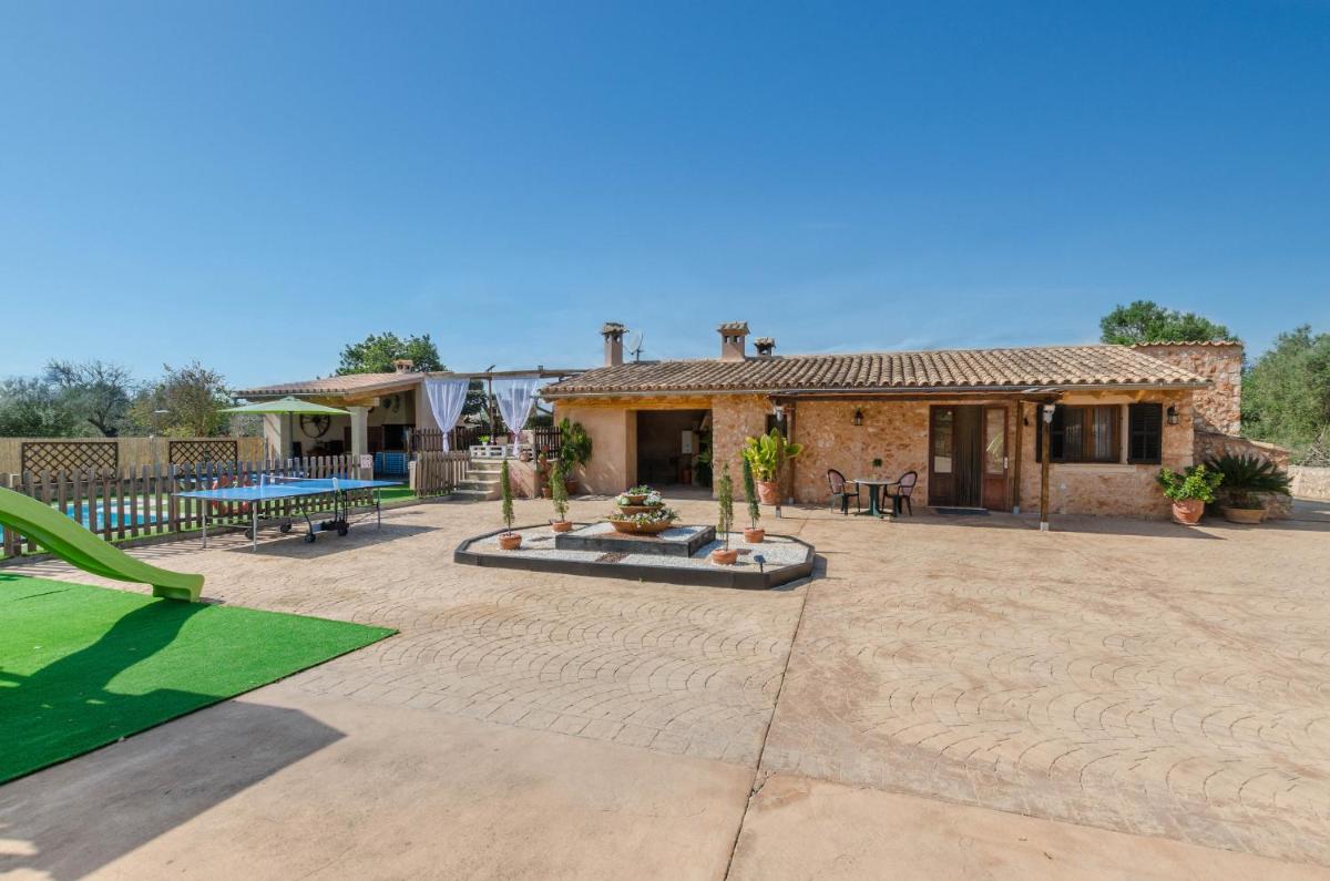 Suitetrails - YourHouse Son Sitges family-friendly villa