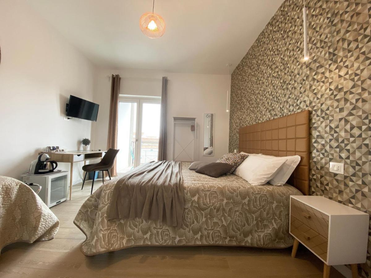 BARI ROOMS Carulli Suite - Housity