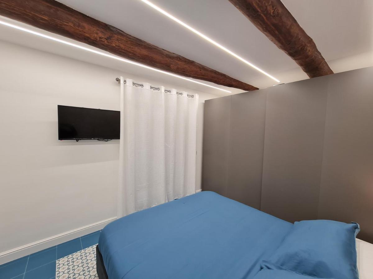 Chiaja Lux House - Housity