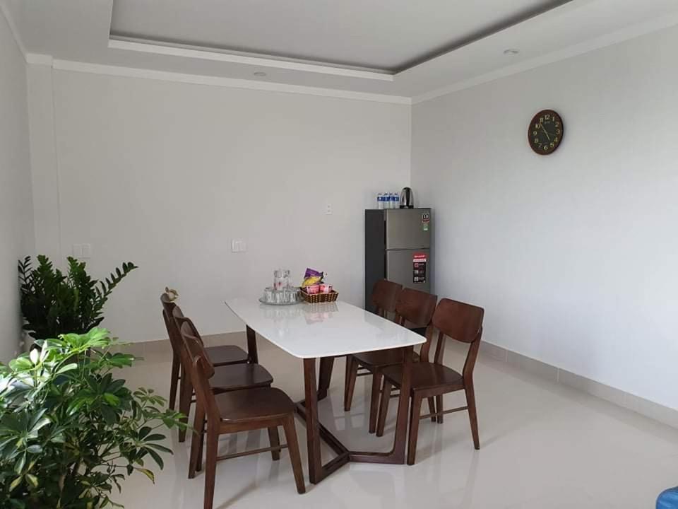 Minh Manh Hotel 2 - Housity