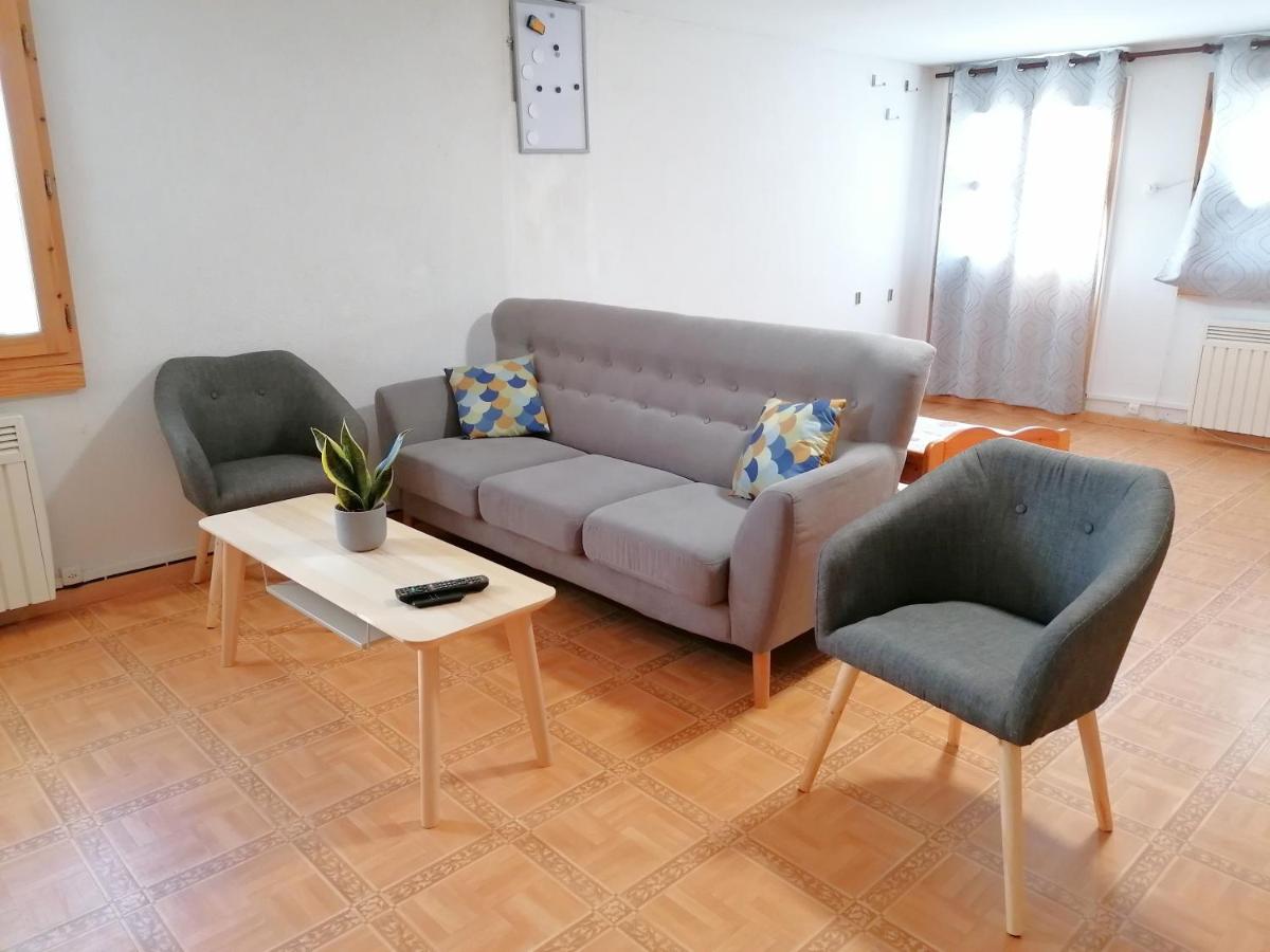 Logement & Terrasse au Lac Léman - Housity