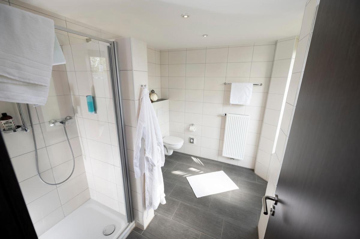 Tiek Apartments - Housity