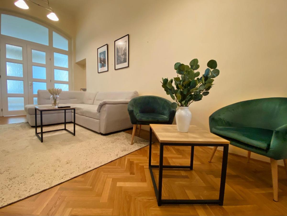 Luxury Vincents Apartments Kosice - Housity