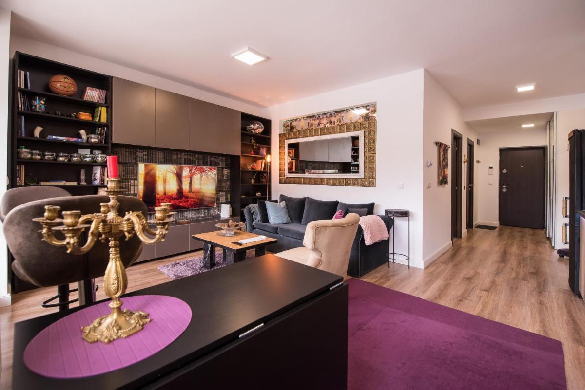 Castle Suite - Housity