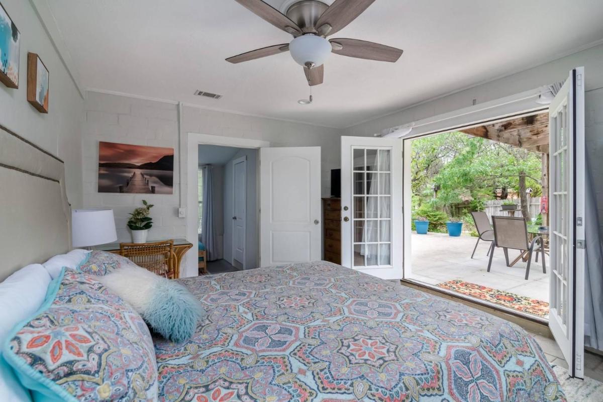 The Nest on Lake Travis - Housity