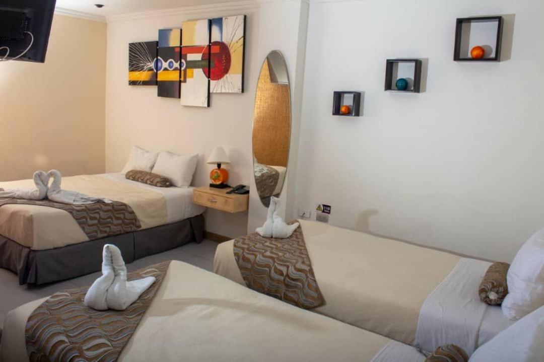 Hotel Altomar - Housity