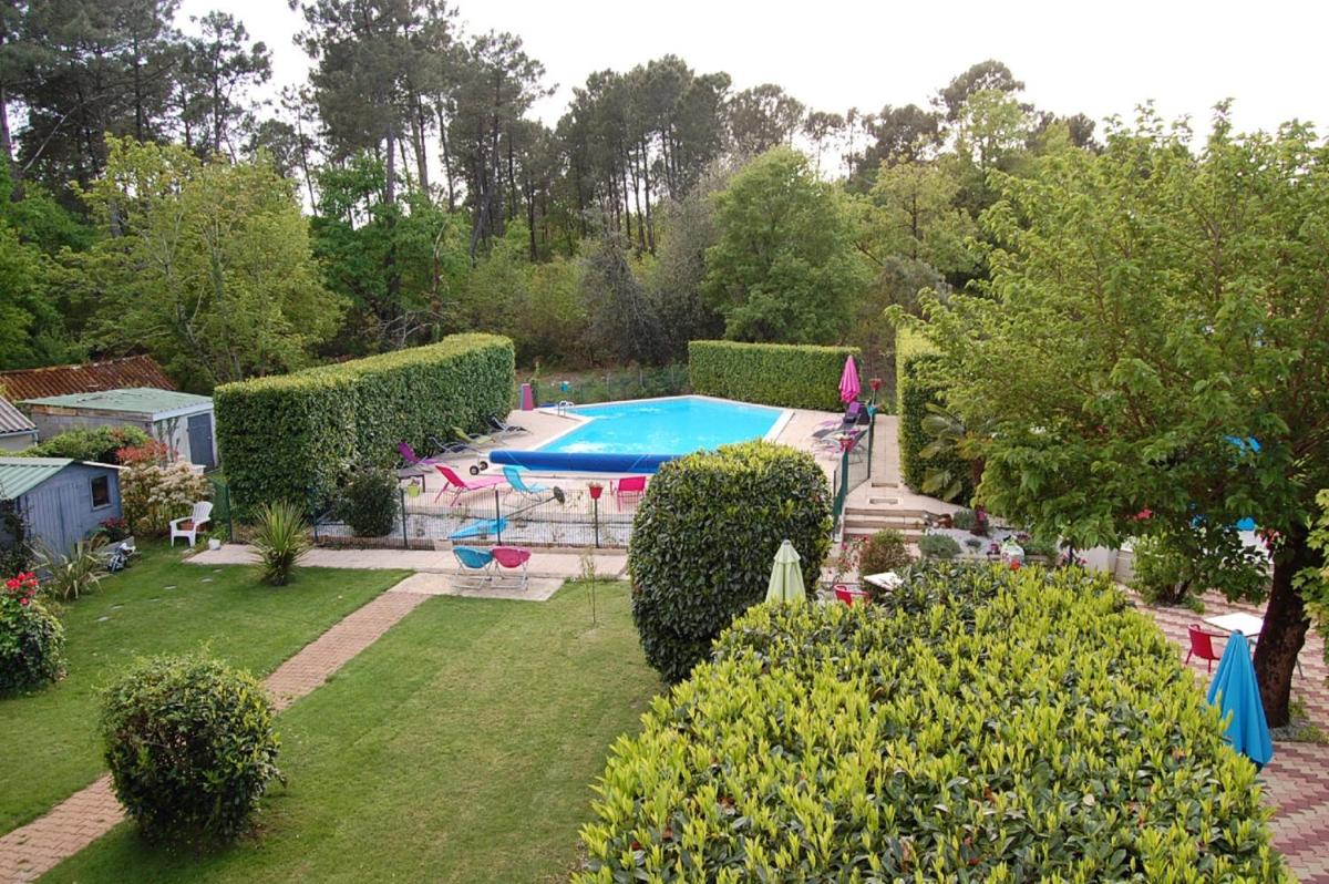 Hotel du Porge - Housity