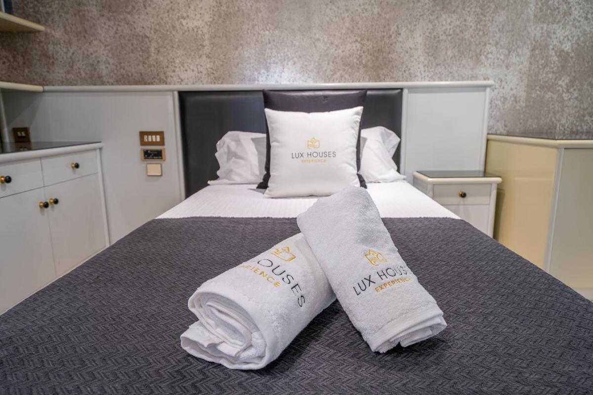 Apartamentos MALGRAT LUX - Housity