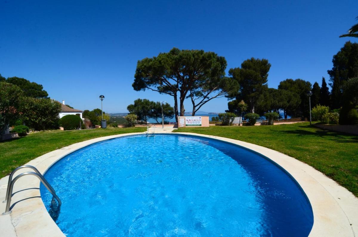 AVA SENIA 5-1- apartamento vista mar - Housity