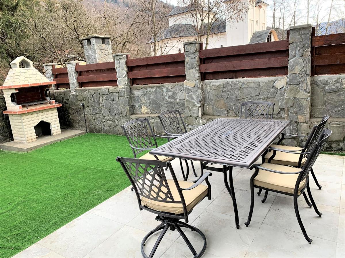 Holiday Home in Sinaia - Housity