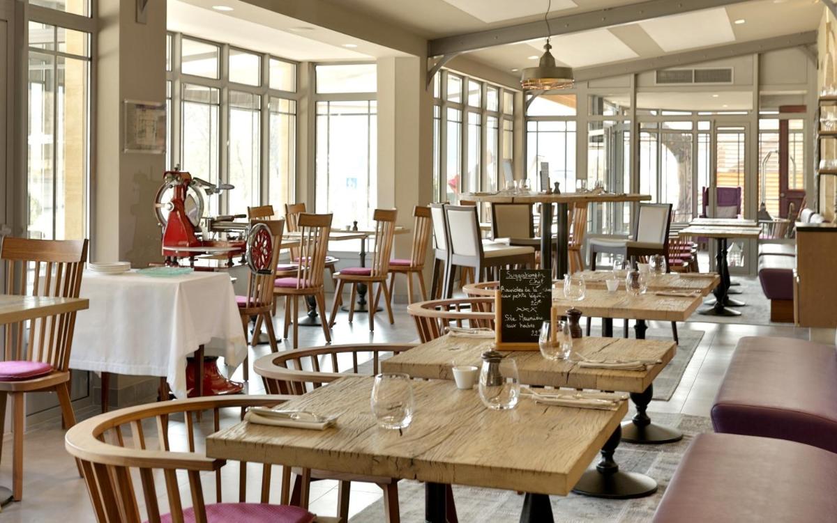 Restaurant ou autre lieu de restauration dans l'établissement Les Glycines - Hôtel & Spa - Teritoria