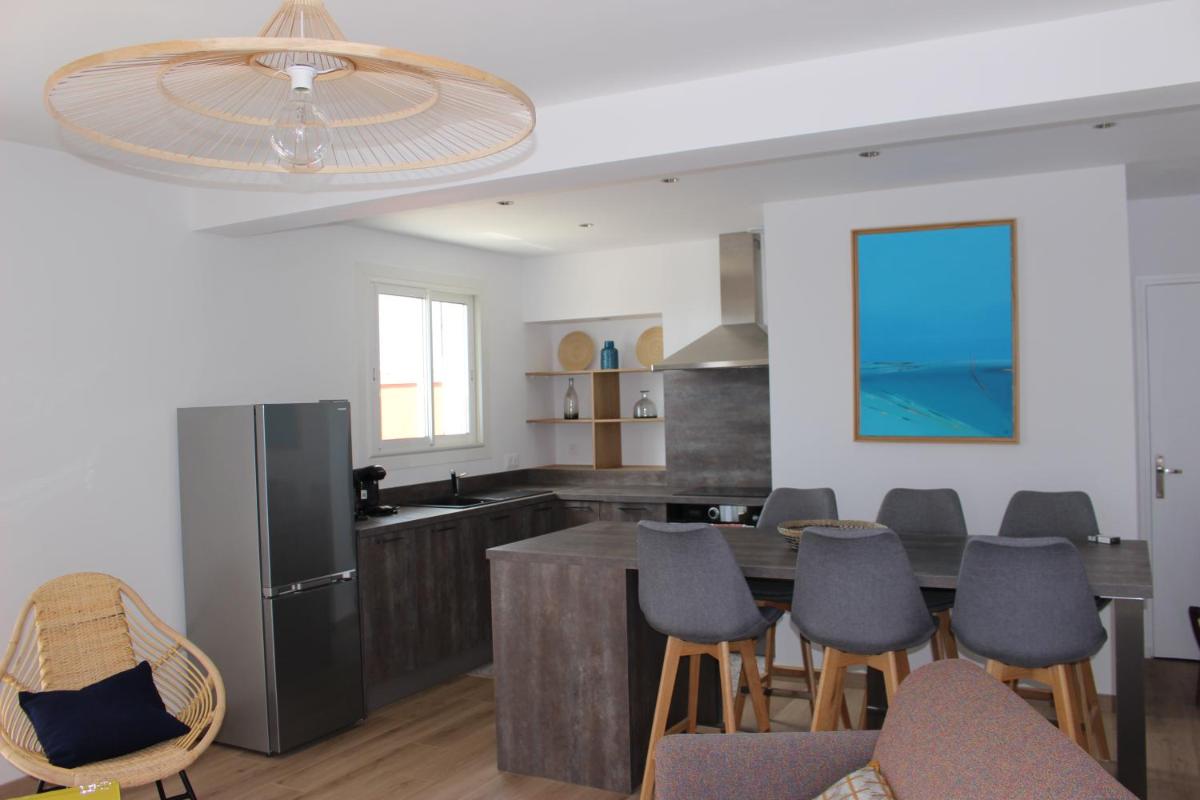 Suitetrails - Le Terracotta , 2chambres, Terrasse, Piscine, Parking gratuit, Wifi, Climatisation